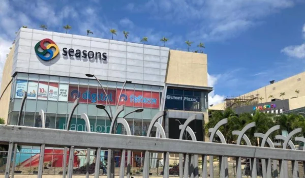 Seasons Mall Pune