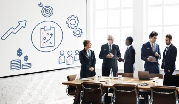 Role of General Management in Developing Strong Leadership Skills