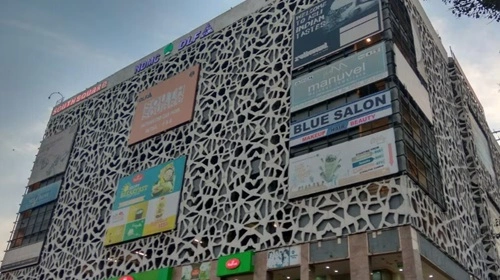 DLF South Square Mall: Timings, Stores, Food Court, Movies, Parking, Events