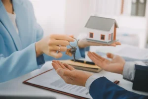 Pricing Property Strategically in a Competitive Market